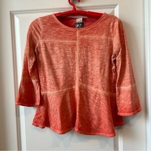 Akemi & Kin Anthropologie peach 3/4 sleeve Sz XS peplum hem Oversized